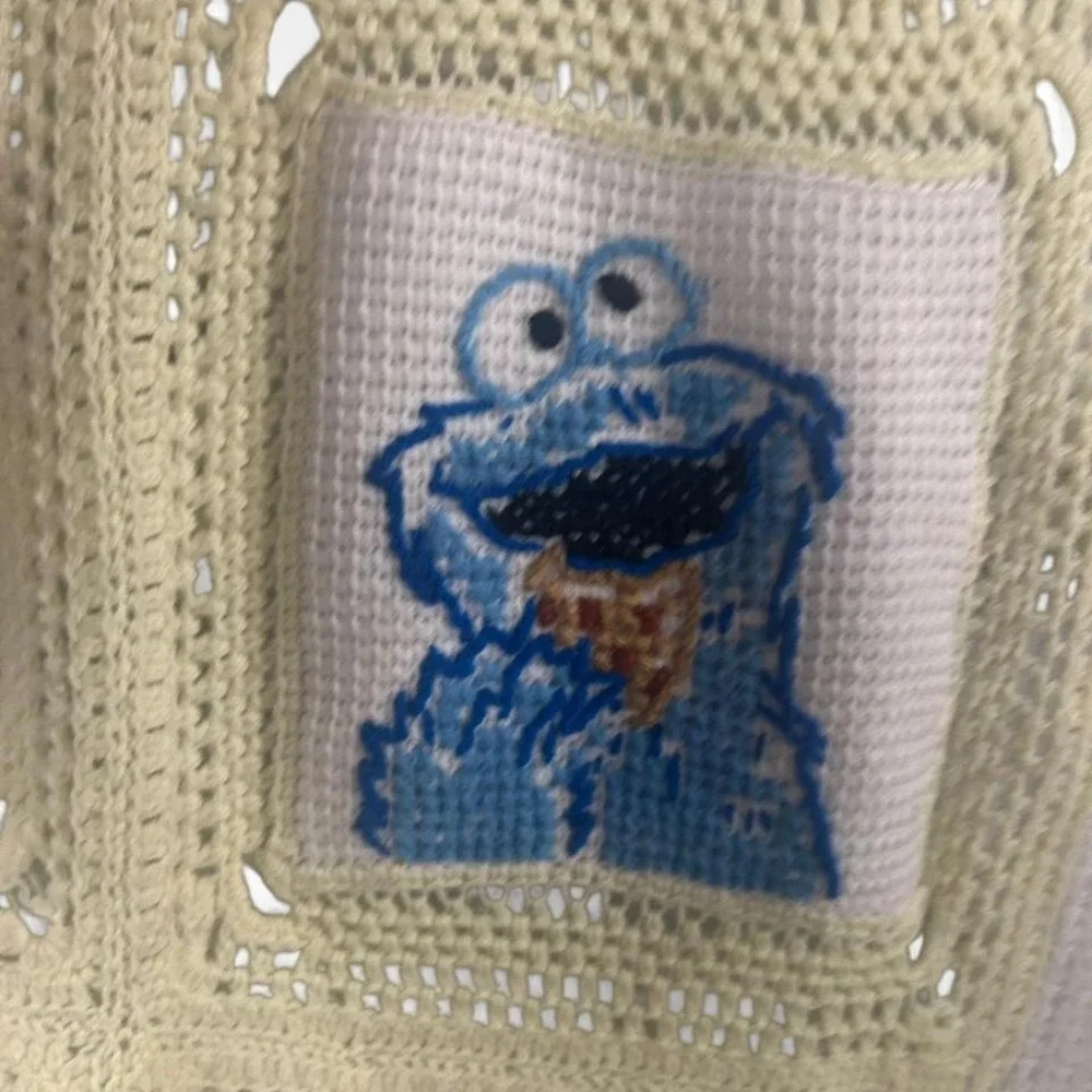 VINTAGE 1970s knitted Sesame Street‎ afghan blanket 29X40 HANDMADE